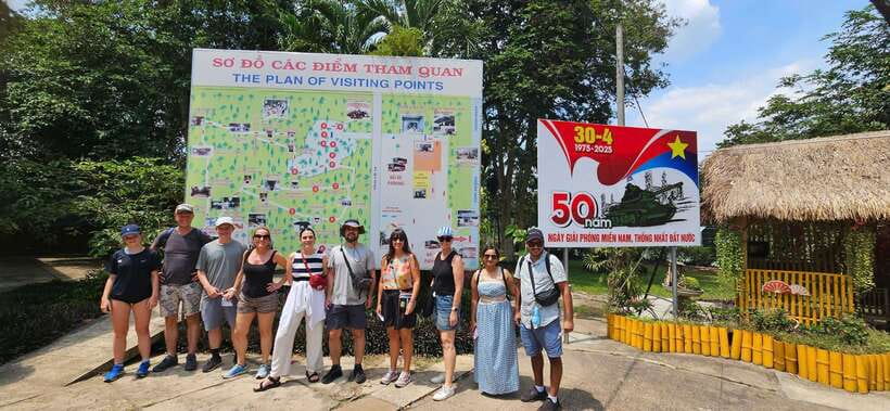Ho Chi Minh: 1 Day Can Tho Floating Market & Cu Chi Tunnels - Local Life on the Mekong: Houses, Orchards, and River Work