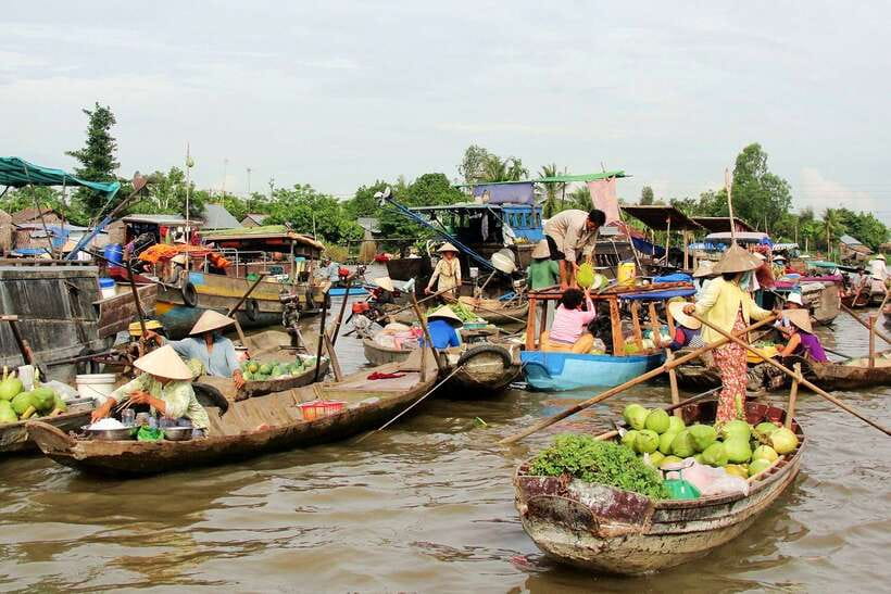 Ho Chi Minh: 3-Day Mekong Delta & Optional Exit to PhnomPenh - Day 1 in Cai Be: orchards, canals, coconut treats, and Ba Kiet’s historic house