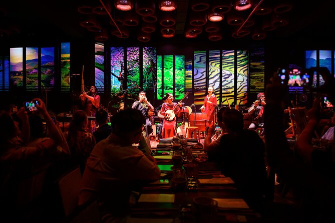 Ho Chi Minh: Chào Show with Dinner & Hotel Pickup - Service and Guides: Friendly, Funny, and Helpful