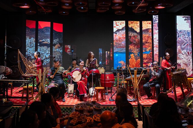 Ho Chi Minh: Chào Show with Dinner & Hotel Pickup - Getting There: Meeting Point, Pickup, and Timing Sense