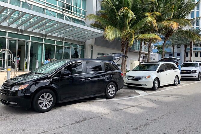 Ho Chi Minh City Airport (SGN) to Ho Chi Minh hotels - Arrival Private Transfer - The Ride Details: Licensed Cars, Clean Interiors, and English-Speaking Drivers