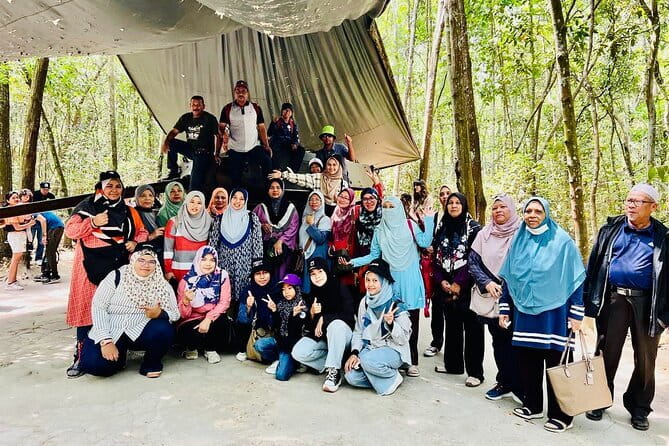 Ho Chi Minh City and Cu Chi Tunnels 1 Day | Option: Shooting Guns - A one-day Ho Chi Minh City + Cu Chi plan that actually works