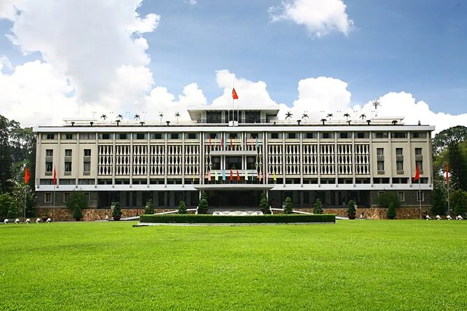 Ho Chi Minh City & Cu Chi Tunnels Full Day Tour - Independence Palace: seeing how the building itself tells the story