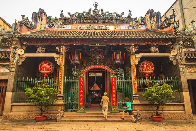 Ho Chi Minh City Cu Chi Tunnels Full Day Tour with Local Lunch - Notre Dame Cathedral and Central Post Office: Quick Wins for Architecture Fans