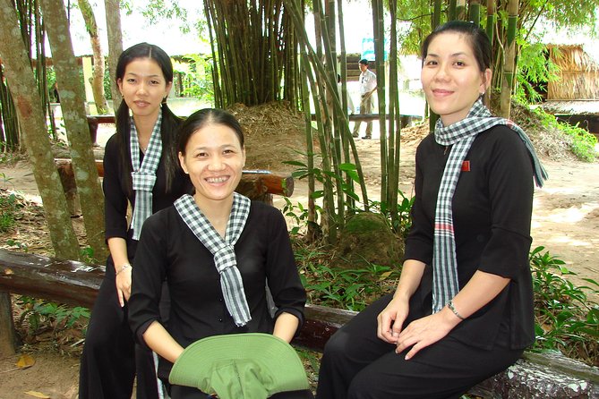 Ho Chi Minh City Cu Chi Tunnels Full Day Tour with Local Lunch - Returning to Ho Chi Minh City: What You Carry With You
