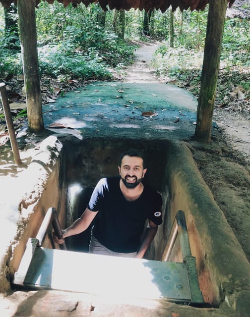 Ho Chi Minh City: Cu Chi Tunnels Tour Small group or Private - Language options: if you want your guide in your language