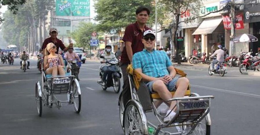 Ho Chi Minh City Cyclo Tour with English Speaking Guide - Why this Ho Chi Minh City cyclo tour fits first-time schedules