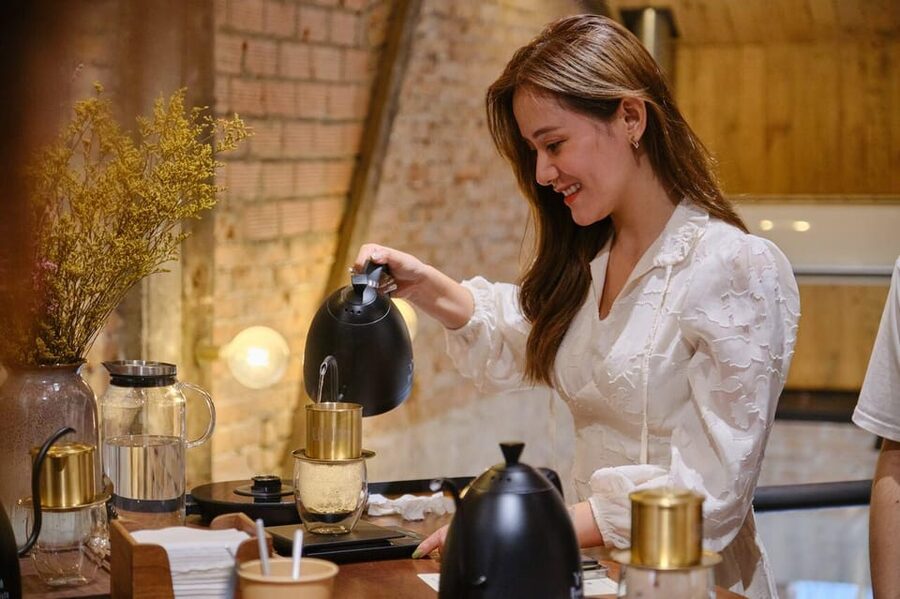 Ho Chi Minh City: Fun and Easy Coffee Workshop for Beginners - The Bánh Mì dessert pairing: bread you actually dip