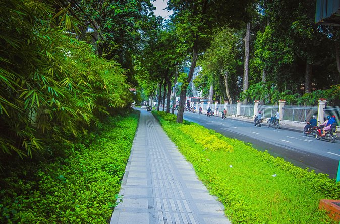 Ho Chi Minh City Half-day Tour - Reunification Palace: A Photos-First Stop With Real Weight