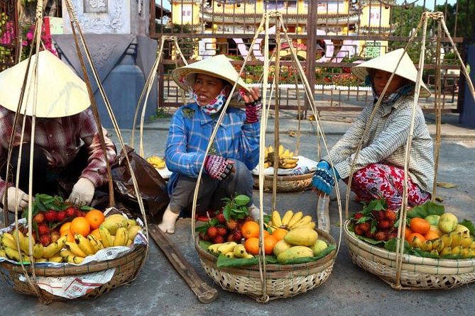 Ho Chi Minh City Half Day Tour - War Remnants Museum: photos and weaponry with guided context