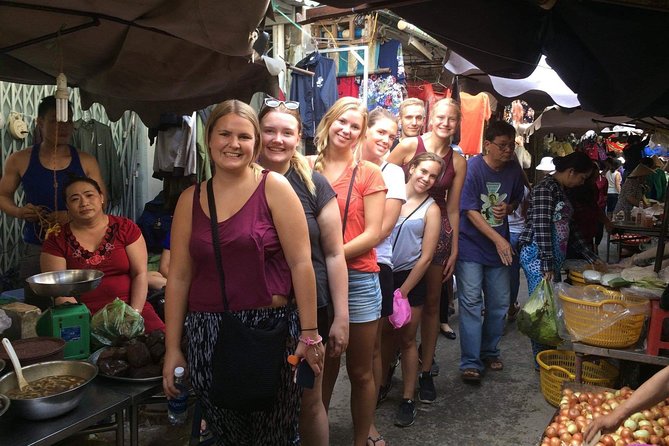 Ho Chi Minh City: Hidden Gems & Back Alleys by Motorbike with Local Students - Meeting point to motion: pickup, helmets, and your first minute on the bike