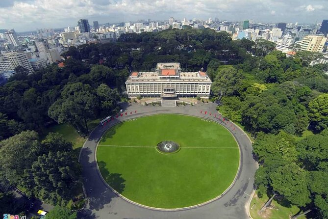 Ho Chi Minh City Highlights Tour - Comfort-first 4-hour loop through central Saigon