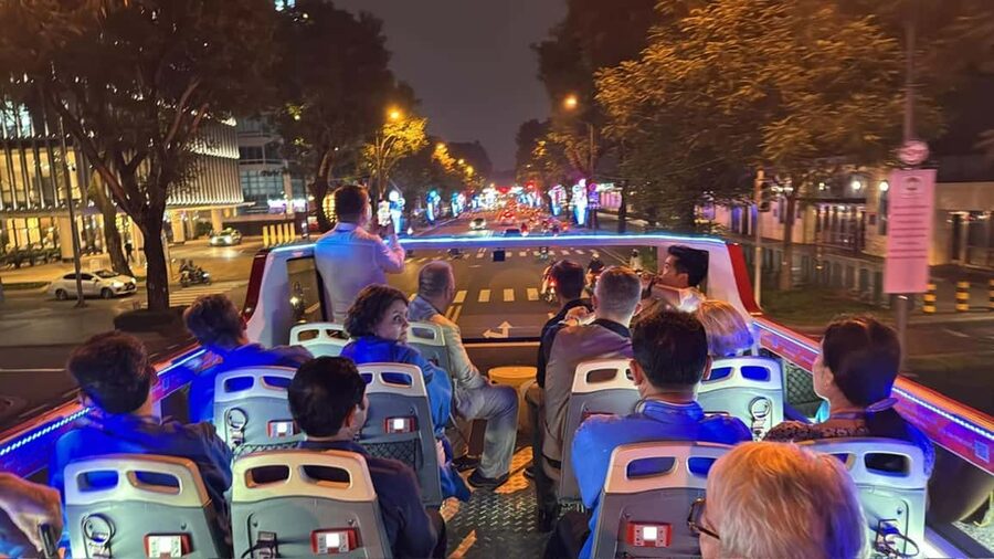 Ho Chi Minh City: Late-Night Open-Top Bus Tour - The real payoff: Ba Son Bridge, the Saigon River, and Bach Dang Pier