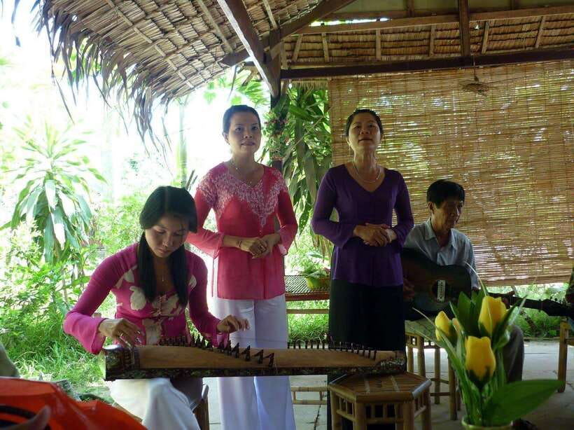 Ho Chi Minh City: Mekong Delta Day Trip with Lunch - Coconut Candy Workshop: Watching Hands Make the Sweet