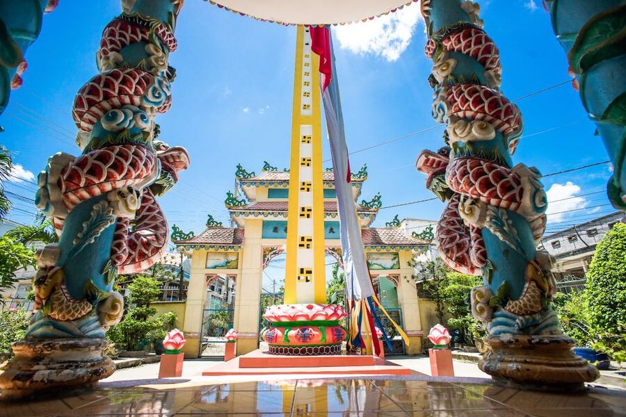 Ho Chi Minh City: Mekong Delta Full-Day Speedboat Tour - Lunch at a pagoda or school: why the meal feels like more than lunch