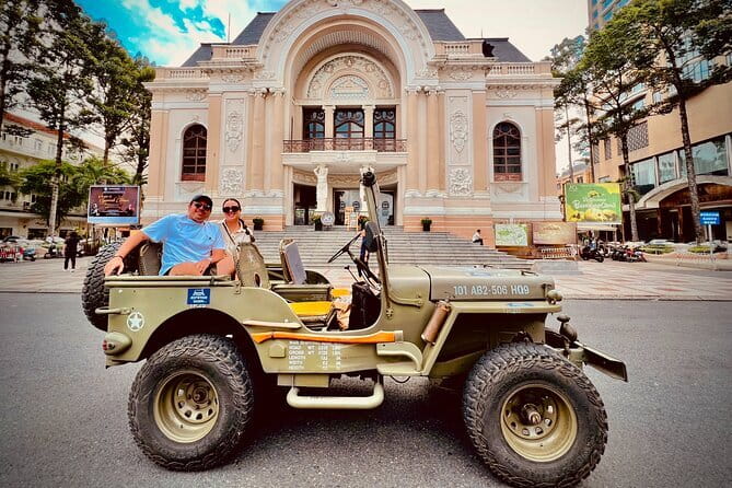 Ho Chi Minh City Night Hop-On Hop-Off Bus Tour - Bitexco Financial Tower Views, Ben Thanh Market, and Bui Vien Street