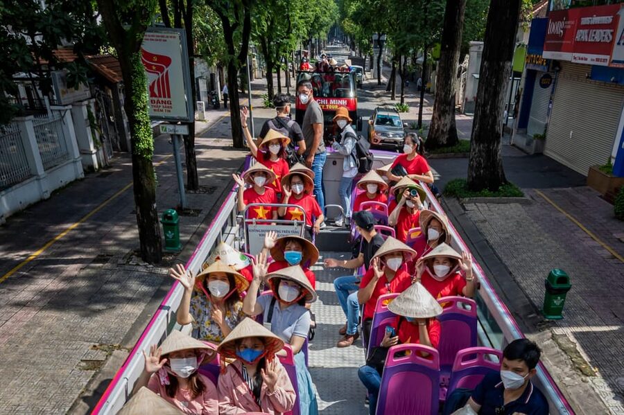 Ho Chi Minh City: Panoramic City Bus Tour - Onboard Comfort and Useful Extras: Map, Water, Wi‑Fi, and That Rain Kit