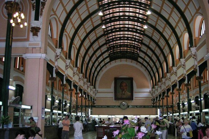 Ho Chi Minh City private full-day tour with Lunch included - Independence Palace: A Turning-Point Stop That Still Feels Present