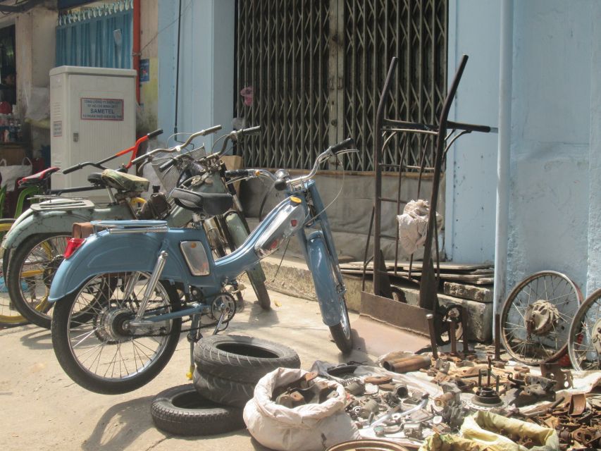 Ho Chi Minh City: Saigon Morning Markets Tour by Motorbike - Should you book the Saigon morning markets by motorbike?
