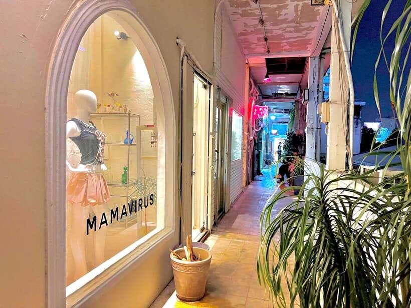 Ho Chi Minh City: Shopping Tour with Local Guide - Key things to know before you go