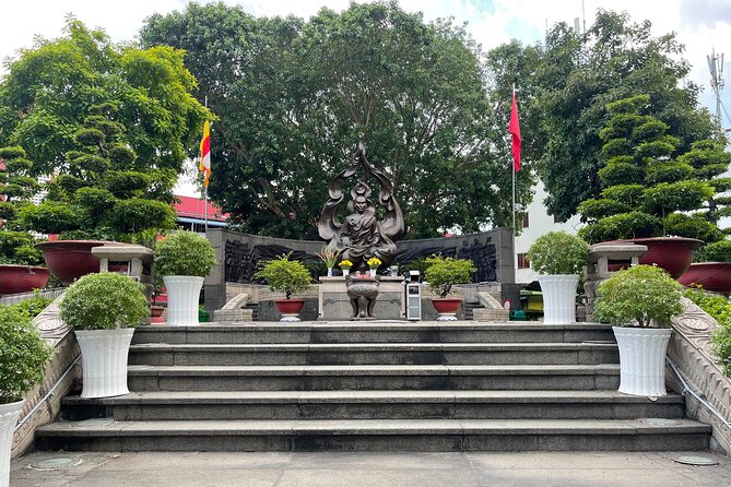 Ho Chi Minh City Sightseeing, midnight, Shopping tours by scooter - The route experience: what a scooter makes possible