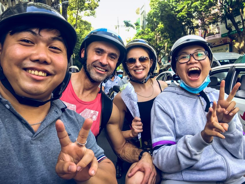 Ho Chi Minh City: Street Food and Sightseeing by Motorbike - The Chinese temple stop: religion you can actually point to