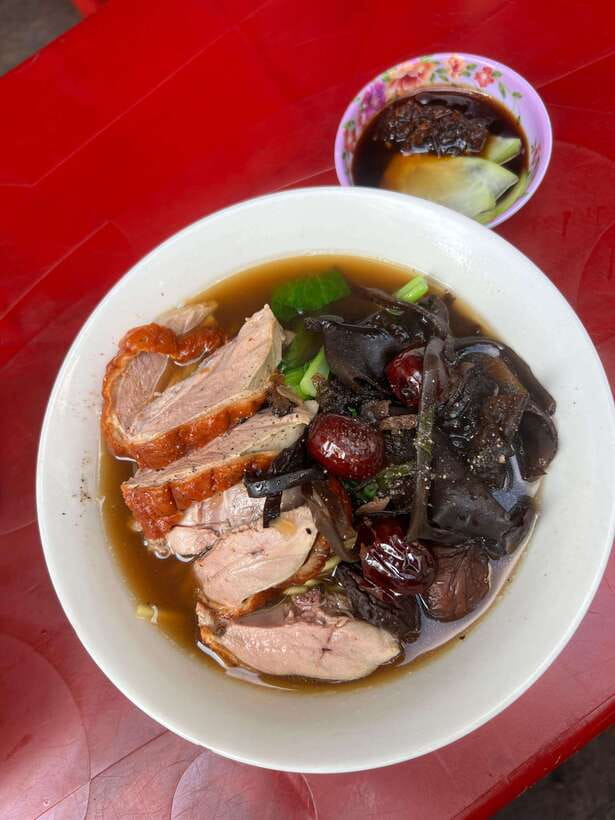 Ho Chi Minh City Street Food Private Tour By U.S.A Army Jeep - The guide factor: why names like Kieran, Casey, and Alex keep showing up