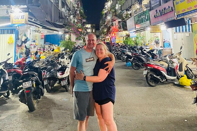 Ho Chi Minh City: Street Food & Sightseeing Tour with Local Guide - Key highlights you can plan around