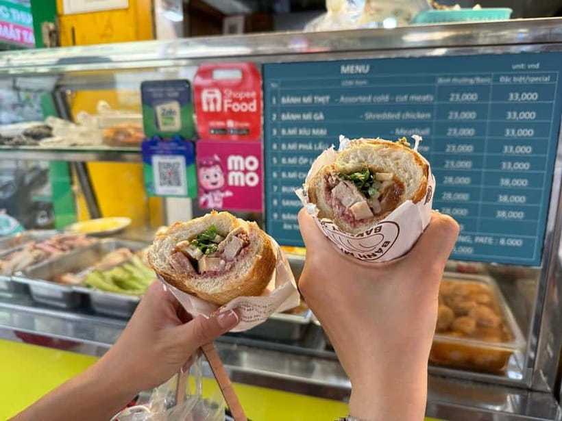 Ho Chi Minh City: Super Niche Walking Street Food Tour - Guides Make or Break It: What the Best Feedback Has in Common