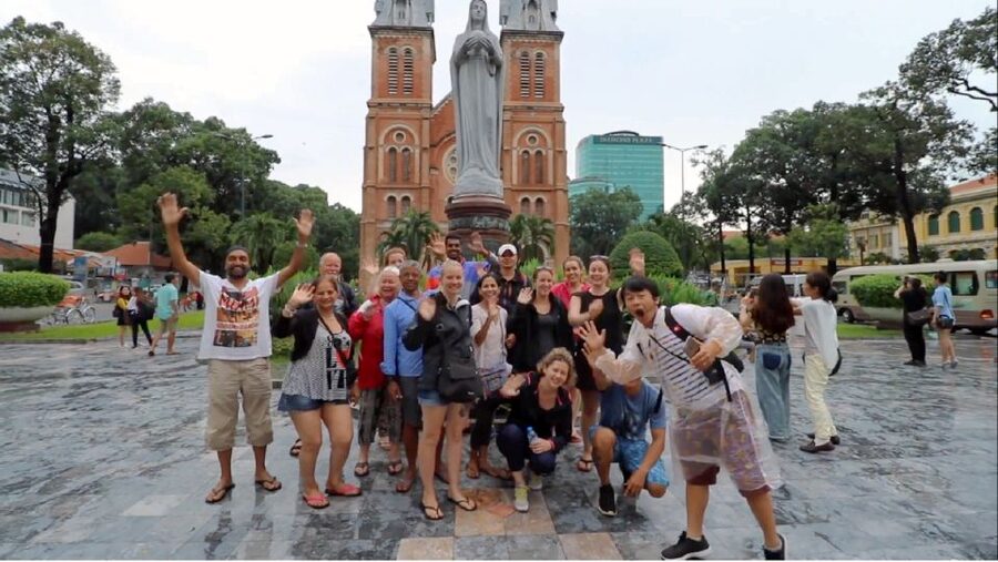 Ho Chi Minh City: Top Sightseeing Saigon Trip & History Tour - Ben Thanh Market: craft shopping that’s more than souvenir hunting