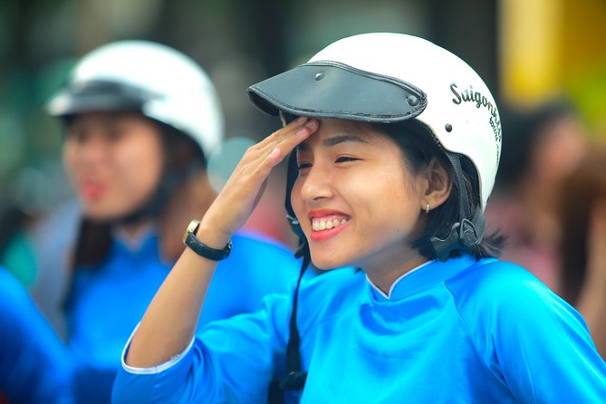 Ho Chi Minh City Tour by Motorbike with Female Riders | KissTour - Saigon Central Post Office in 15 minutes: iconic, but quick