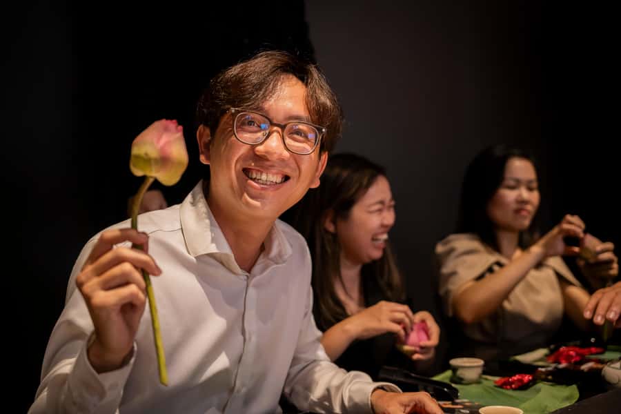 Ho Chi Minh City: Vietnamese Lotus Tea Culture Experience - Part 2: The live lotus-bud brewing performance