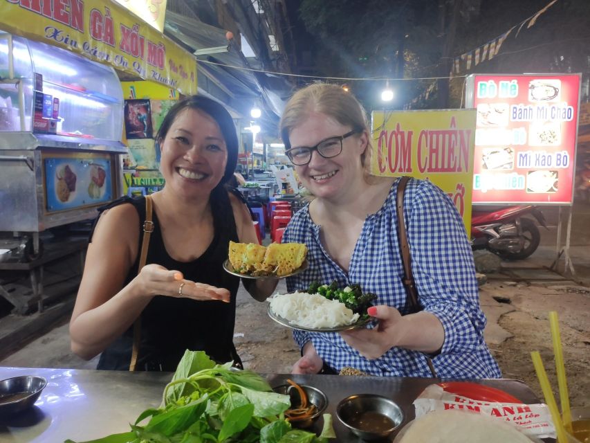 Ho Chi Minh City: Walking Food Tour with 13 Tastings - Price and value: $27 for 13 tastings and a small class