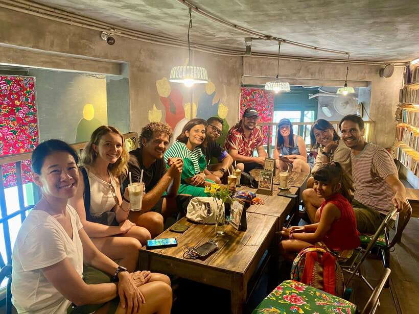 Ho Chi Minh City: Walking Tour with Local Guide - Coffee, Photos, and Small Breaks That Matter