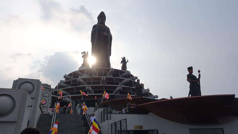 Ho Chi Minh: Cu Chi, Black Lady Mountain, and Cao Dai Tour - A one-day mix of war history, faith, and mountain views