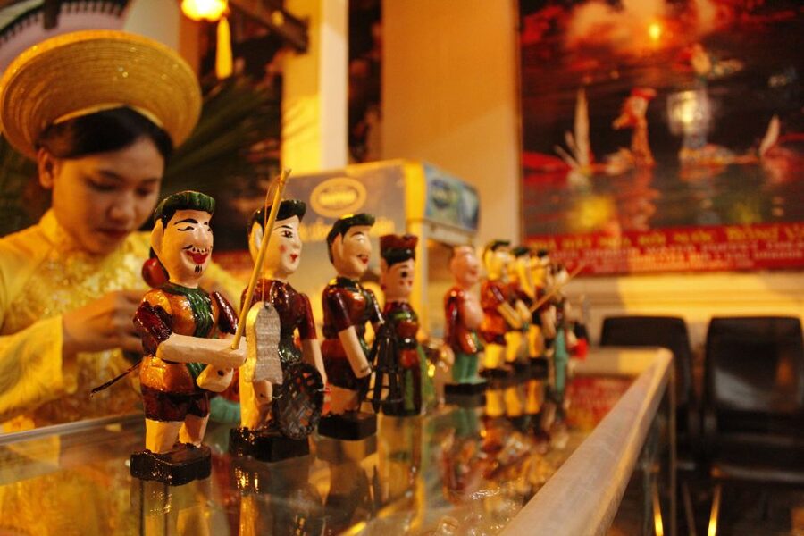 Ho Chi Minh: Evening Cultural Experience - Key highlights to look for