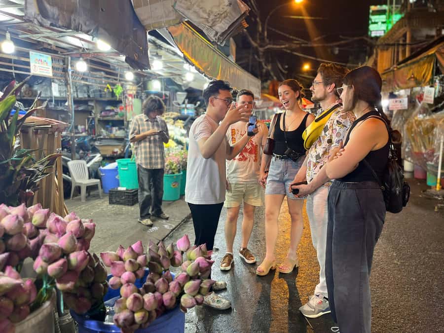 Ho Chi Minh: Local Food Tour by Scooter with Vegan Option - Value for $34: why the math works in Saigon