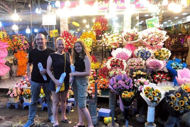 Ho Chi Minh Nightlife & Street Food Tour By Motorbike - Ho Thị Ky Flower Market: colorful photos plus special local food