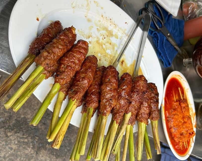 Ho Chi Minh: Original Walking Street Food Tour with Foodies - The 210-Minute Route: How You Eat Through Saigon in a Gentle Walk