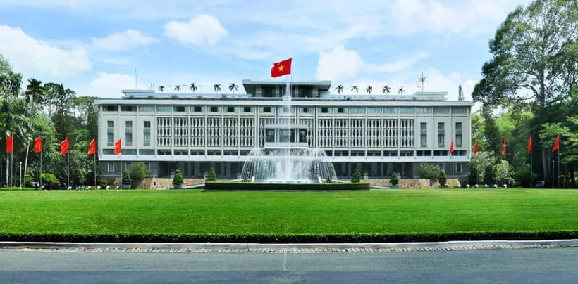 Ho Chi Minh: Private Full-Day Highlights & Bitexco Skydeck - Independence Palace and colonial icons in one tight morning loop