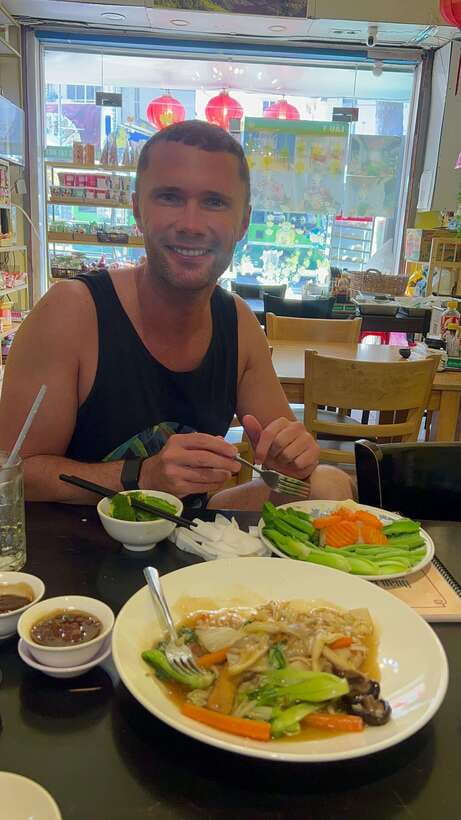 Ho Chi Minh Street Food Private Tour With Funny Guide - Two ways to eat: luxury street food vs truly local vendors