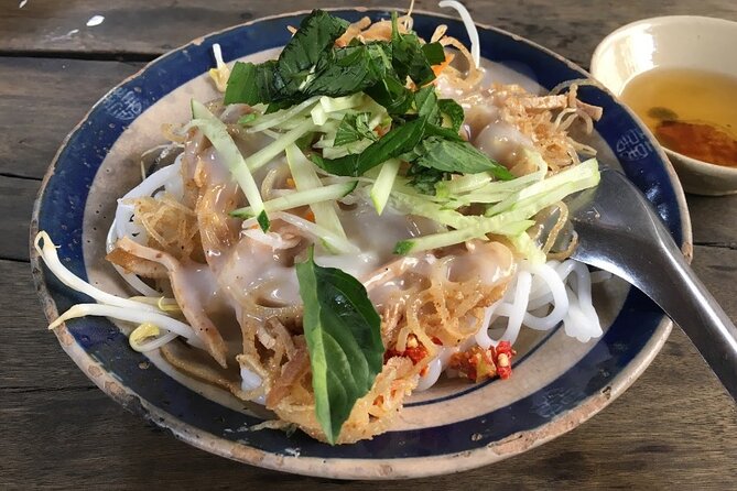 Ho Chi Minh Street Food Tour With Young Local (Safe & Authentic) - Stop-by-stop: food plus the local city rhythm