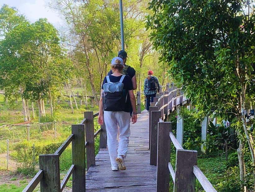 Ho Chi Minh to Cat Tien National Park – Dalat (3 days) - Day 2: 10km jungle biking and the Crocodile Lake lunch stop