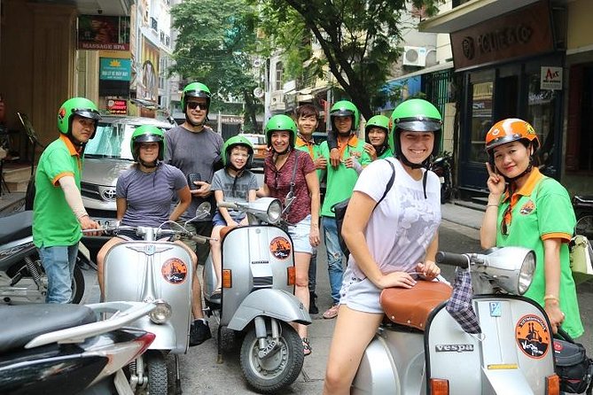 Ho Chi Minh Vespa City Tour 4,5 hours - Flower market Ho Thi Ky and Binh Tay Market in Chinatown
