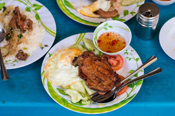Ho Chi Minh Walking Street Food Tour (Safe & Fun) - Getting there the easy way: Opera House start and taxi pickup