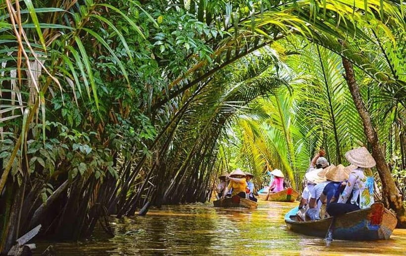 Hochiminh: Best tour Mekong Delta 1 Day - Food, drinks, and staying comfortable in Mekong Delta weather