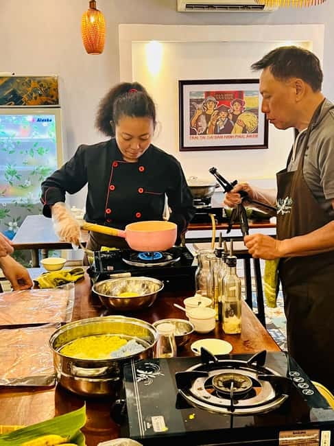 Immersive Cooking Class & Market Tour By Local Chef+Cookbook - Vegetarian options: how flexible is it, really?