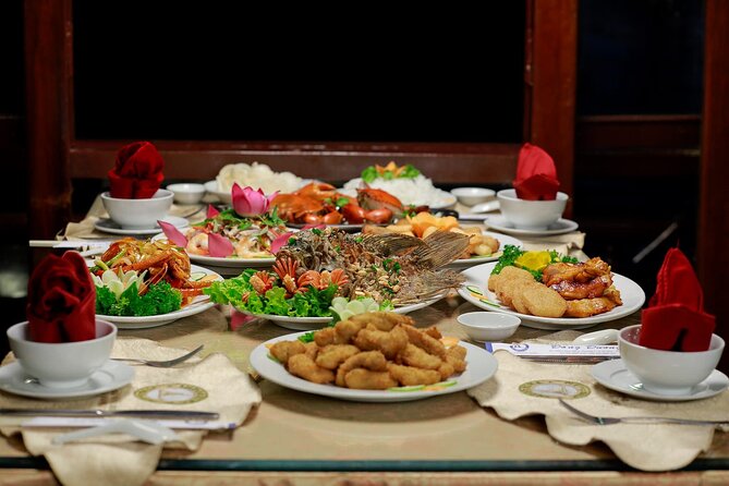Indochina Queen Dinner Cruise on Saigon River - Provider and reliability: plan for the non-refundable reality