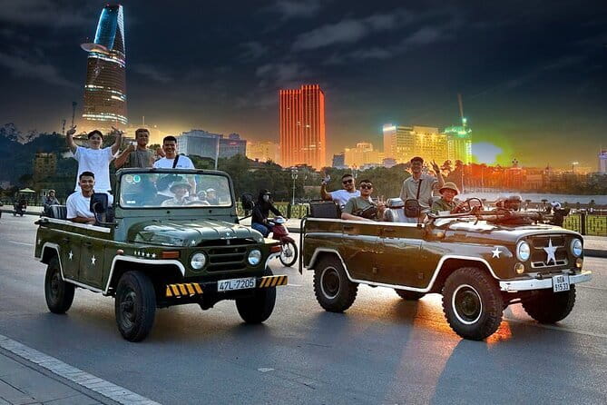 Jeep Tour Saigon By Night : FRESH SEAFOOD, STREET FOOD & SKY BAR - Key highlights that make this jeep night worth it