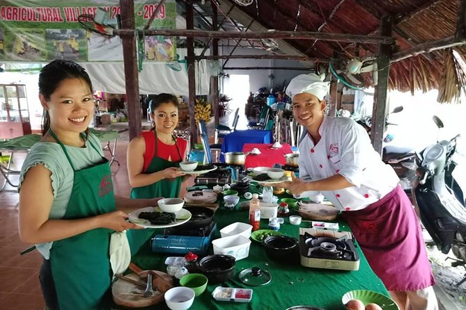 Market to Farm to Table Cooking Class in saigon - From hotel pickup to 7:30 am start in Saigon